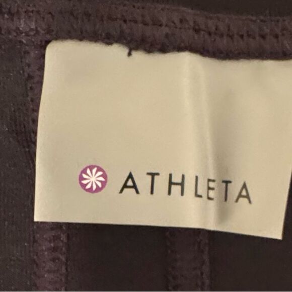 Athleta Quarter Zip Sleeveless Tank w/ Back Zip Pocket in Black Size XS - Picture 5 of 12